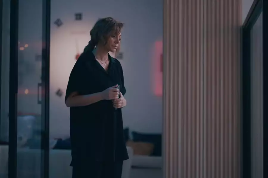 Transit - galeria zdjęć - filmweb