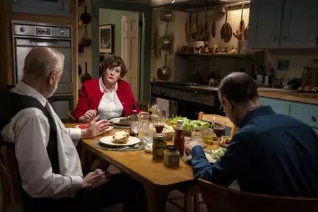 Julia - galeria zdjęć - filmweb