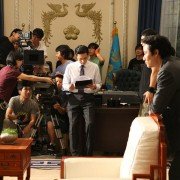 Goot-mo-ning Peu-re-ji-deon-teu - galeria zdjęć - filmweb