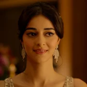 Call Me Bae - galeria zdjęć - filmweb