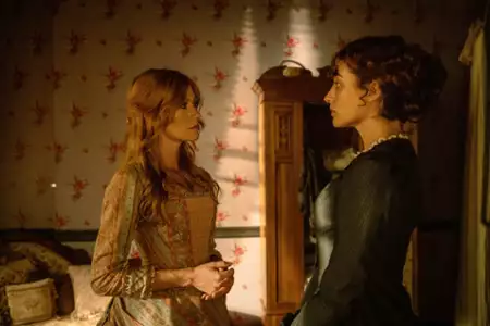 Walker: Independence - galeria zdjęć - filmweb