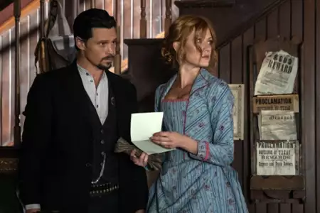 Walker: Independence - galeria zdjęć - filmweb