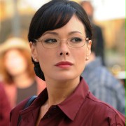 Lindsay Price w Eastwick
