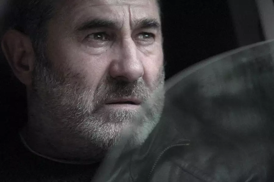 Żelazna ręka - galeria zdjęć - filmweb