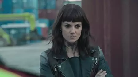 Żelazna ręka - galeria zdjęć - filmweb