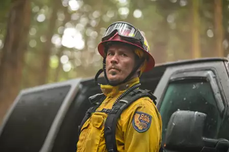 Fire Country - galeria zdjęć - filmweb