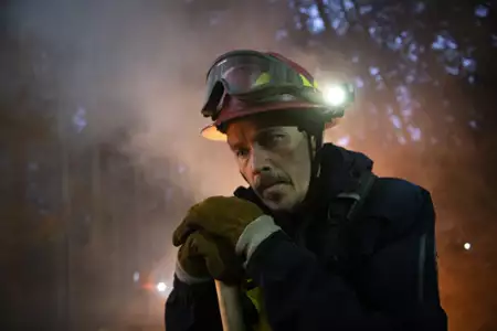 Fire Country - galeria zdjęć - filmweb