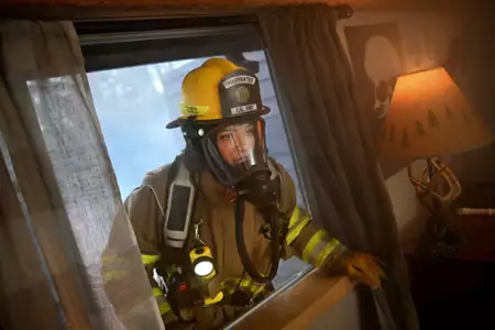 Fire Country - galeria zdjęć - filmweb