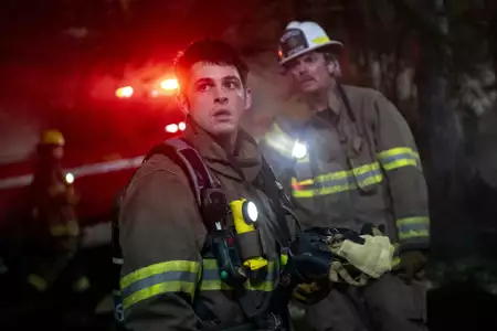 Fire Country - galeria zdjęć - filmweb