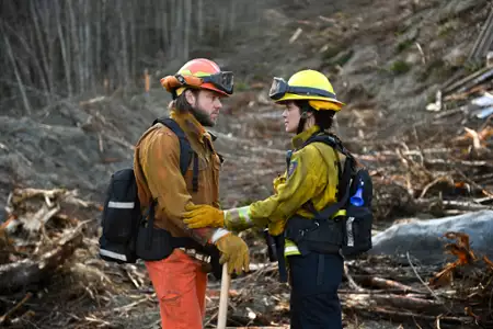 Fire Country - galeria zdjęć - filmweb