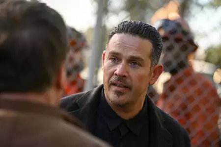 Fire Country - galeria zdjęć - filmweb
