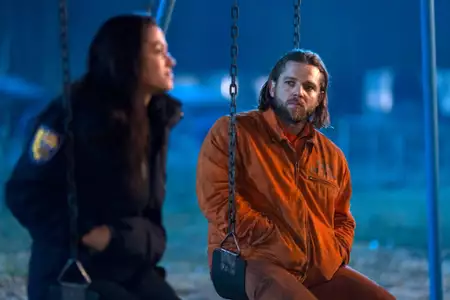 Fire Country - galeria zdjęć - filmweb