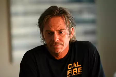 Fire Country - galeria zdjęć - filmweb