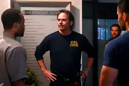 Fire Country - galeria zdjęć - filmweb