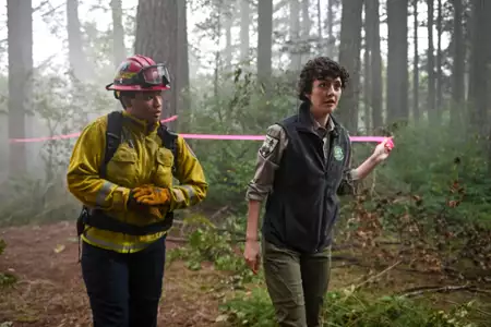 Fire Country - galeria zdjęć - filmweb