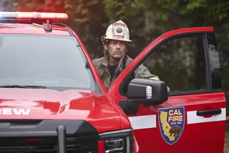 Fire Country - galeria zdjęć - filmweb