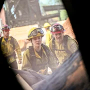 Fire Country - galeria zdjęć - filmweb