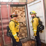 Fire Country - galeria zdjęć - filmweb