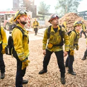 Fire Country - galeria zdjęć - filmweb