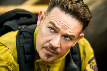 Fire Country - galeria zdjęć - filmweb