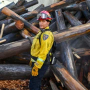 Fire Country - galeria zdjęć - filmweb