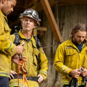 Fire Country - galeria zdjęć - filmweb