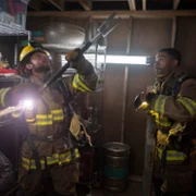 Fire Country - galeria zdjęć - filmweb