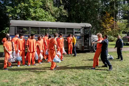 Fire Country - galeria zdjęć - filmweb