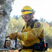 Fire Country - galeria zdjęć - filmweb