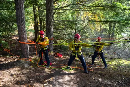 Fire Country - galeria zdjęć - filmweb