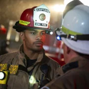 Fire Country - galeria zdjęć - filmweb