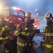 Fire Country - galeria zdjęć - filmweb