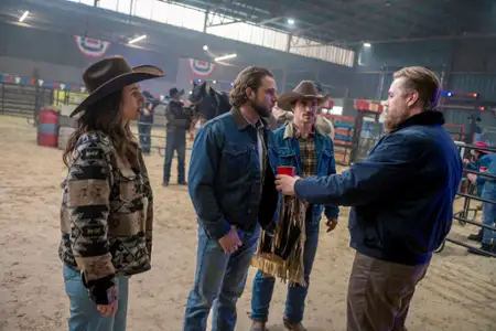 Fire Country - galeria zdjęć - filmweb