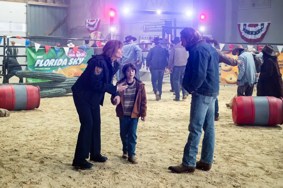 Fire Country - galeria zdjęć - filmweb