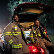 Fire Country - galeria zdjęć - filmweb