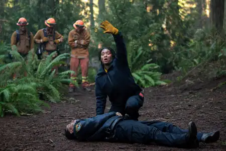 Fire Country - galeria zdjęć - filmweb