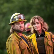 Fire Country - galeria zdjęć - filmweb