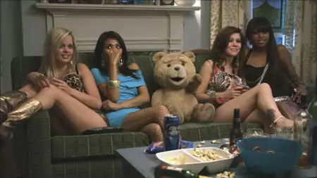Ted - galeria zdjęć - filmweb