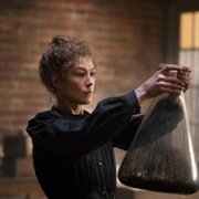 Radioactive - galeria zdjęć - filmweb