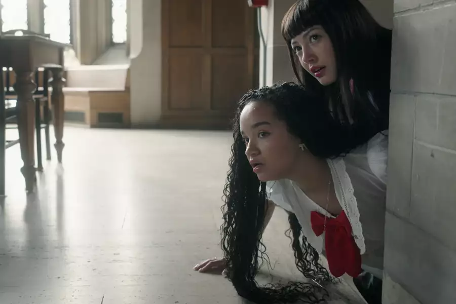 Kakegurui: Bet - galeria zdjęć - filmweb