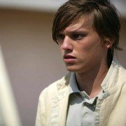 Uwięziony - galeria zdjęć - filmweb