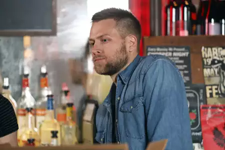 Turbulencje - galeria zdjęć - filmweb