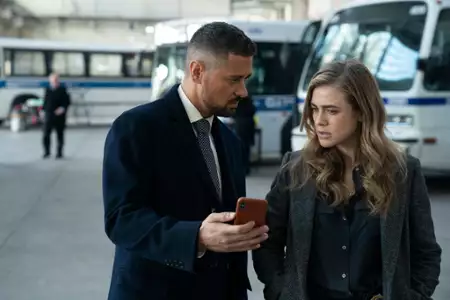 Turbulencje - galeria zdjęć - filmweb
