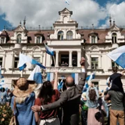 U Pana Boga w Królowym Moście - galeria zdjęć - filmweb