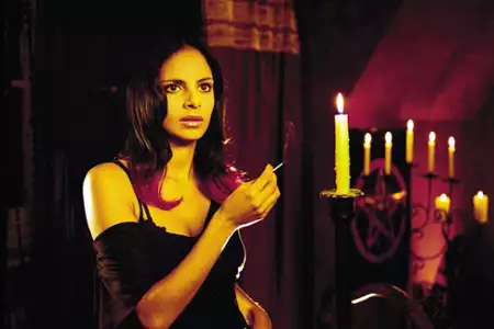 Noc żywych kretyn&oacute;w - galeria zdjęć - filmweb
