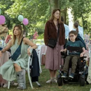 Matki pingwinów - galeria zdjęć - filmweb