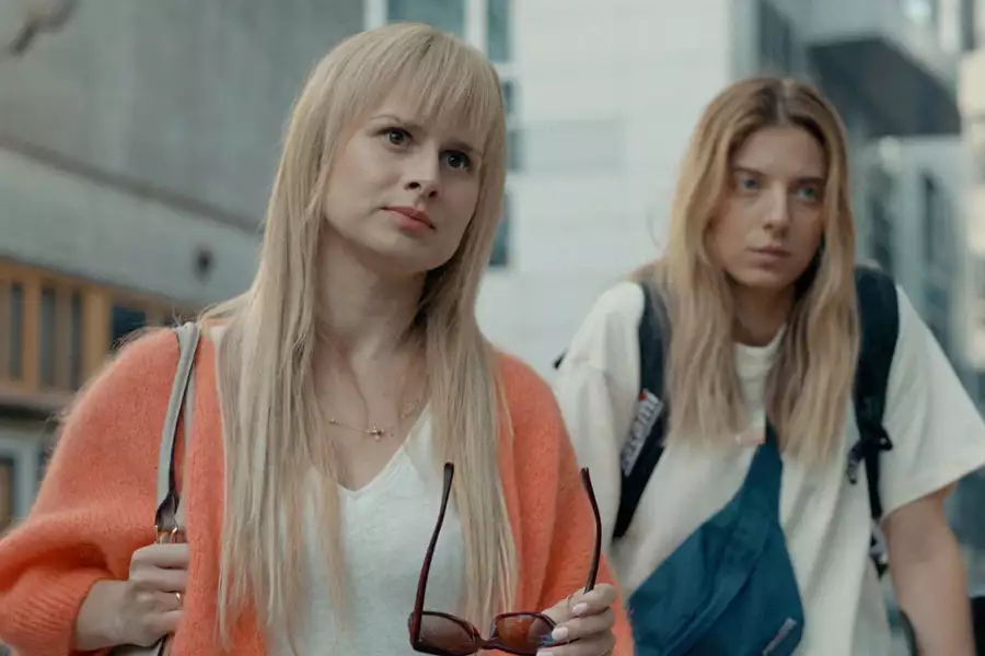 Matki pingwinów - galeria zdjęć - filmweb