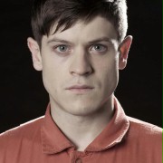 Iwan Rheon w Wyklęci