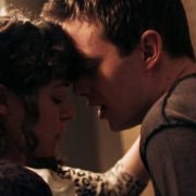 Grown Up Movie Star - galeria zdjęć - filmweb