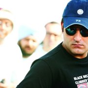 Shortkut - The Con Is On - galeria zdjęć - filmweb